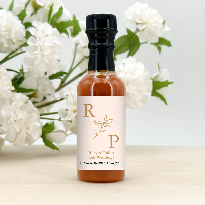 Hot Sauce Wedding Favors, Wedding Initials, Botanical Monogram, 1.7 oz bottle of hot sauce